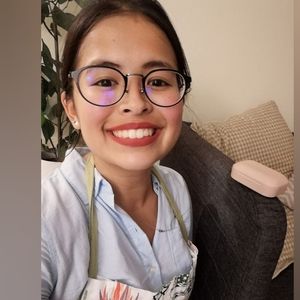 Meet your Posher, Aline